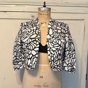 Evan Picone Black and White Floral Cropped Blazer